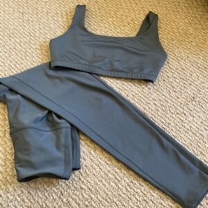 Year of ours recycled high rise legging and top set